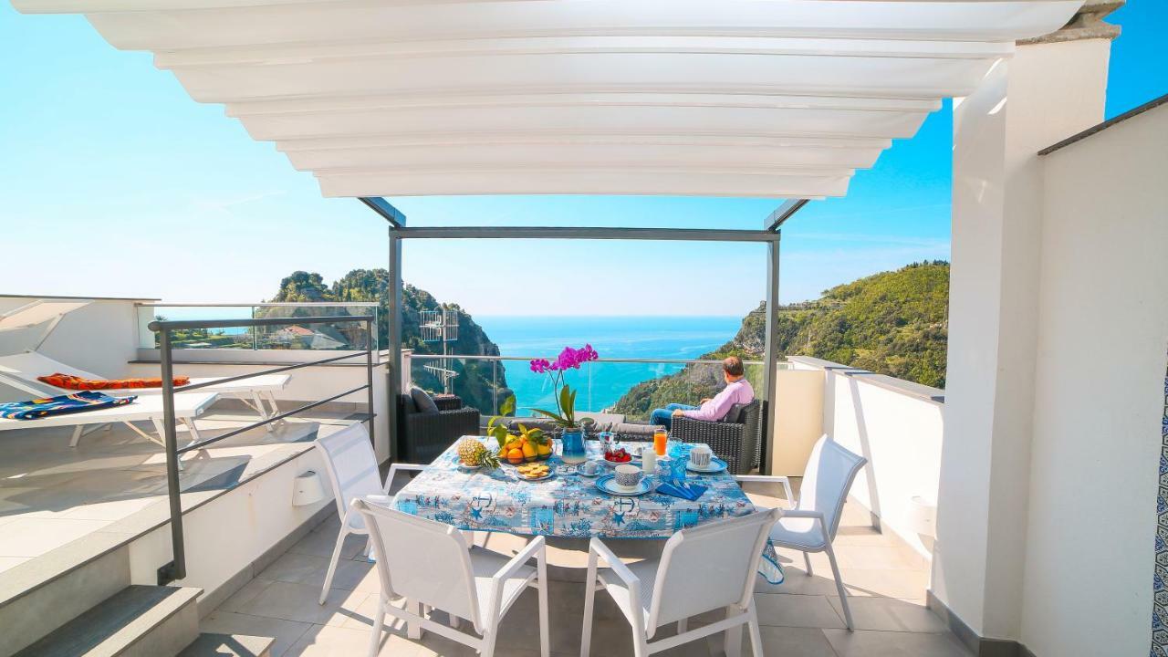 Admiring Amalfi Villa Scala Luaran gambar