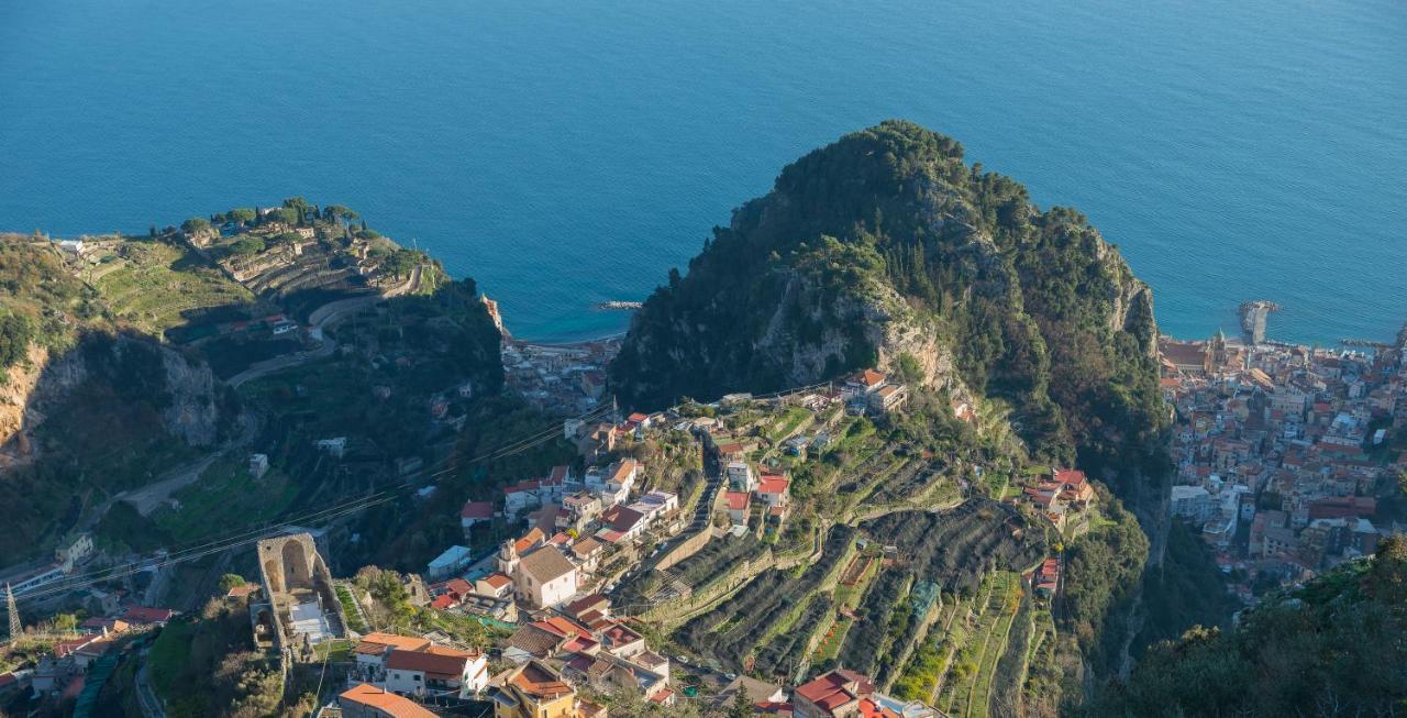 Admiring Amalfi Villa Scala Luaran gambar
